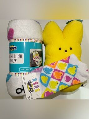 Peeps Multicolor Plush Throw Blanket 50 x 60 in, Peeps plush and 1pair of socks